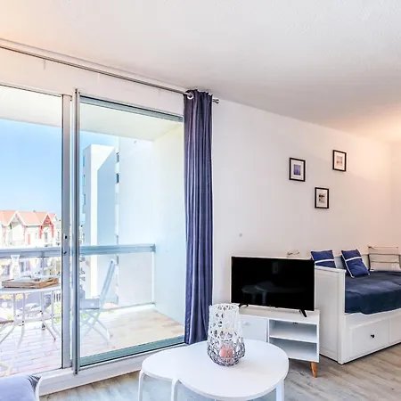 Apartment Studio Port Arcachon-10 By Interhome
